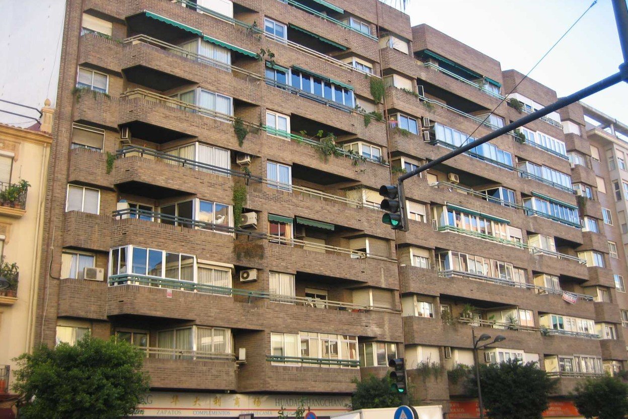 Piso en Av Peris y Valero