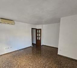 Piso en C Jacomart, Valencia