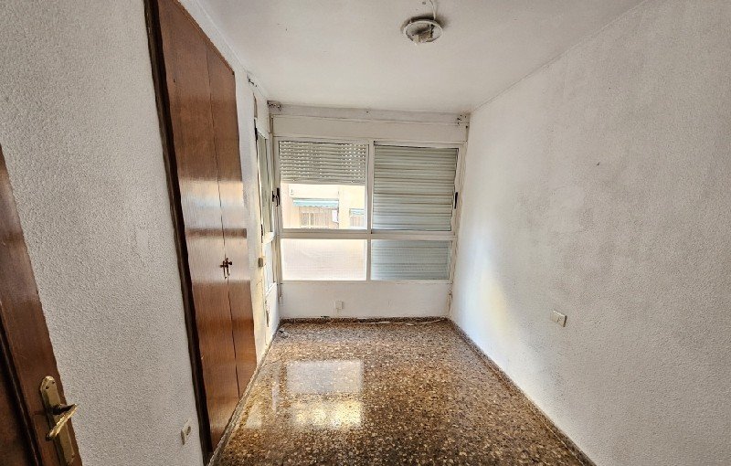 Piso en C Jacomart, Valencia