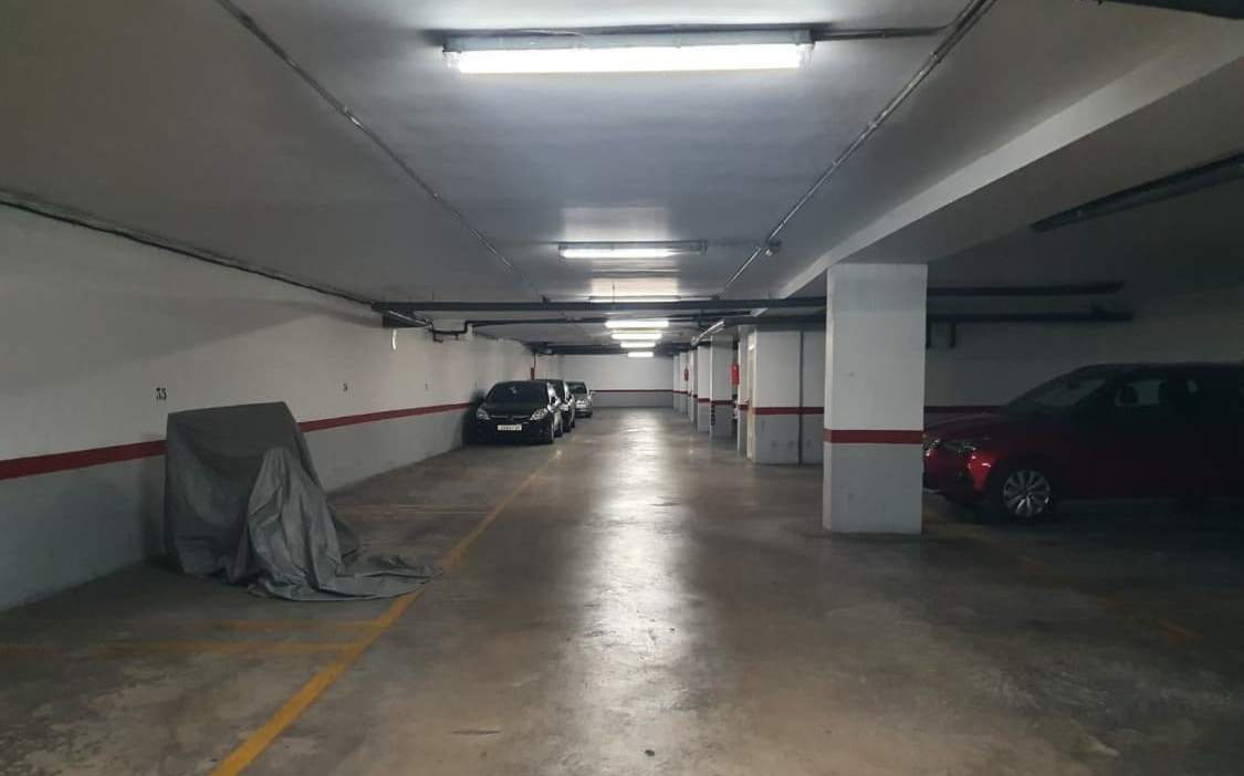 Garaje en venta  en Avenida Alacant Silla Valencia