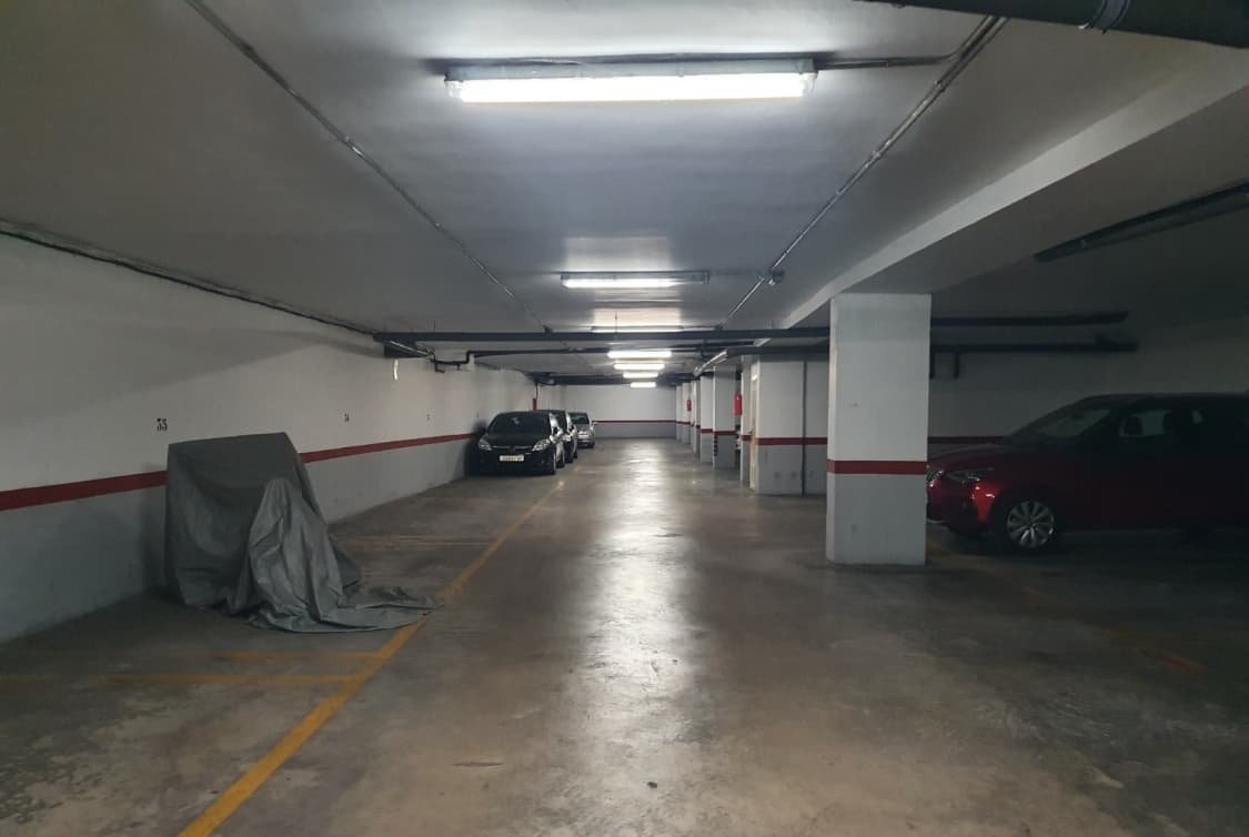 Garaje en venta  en Avenida Alacant Silla Valencia