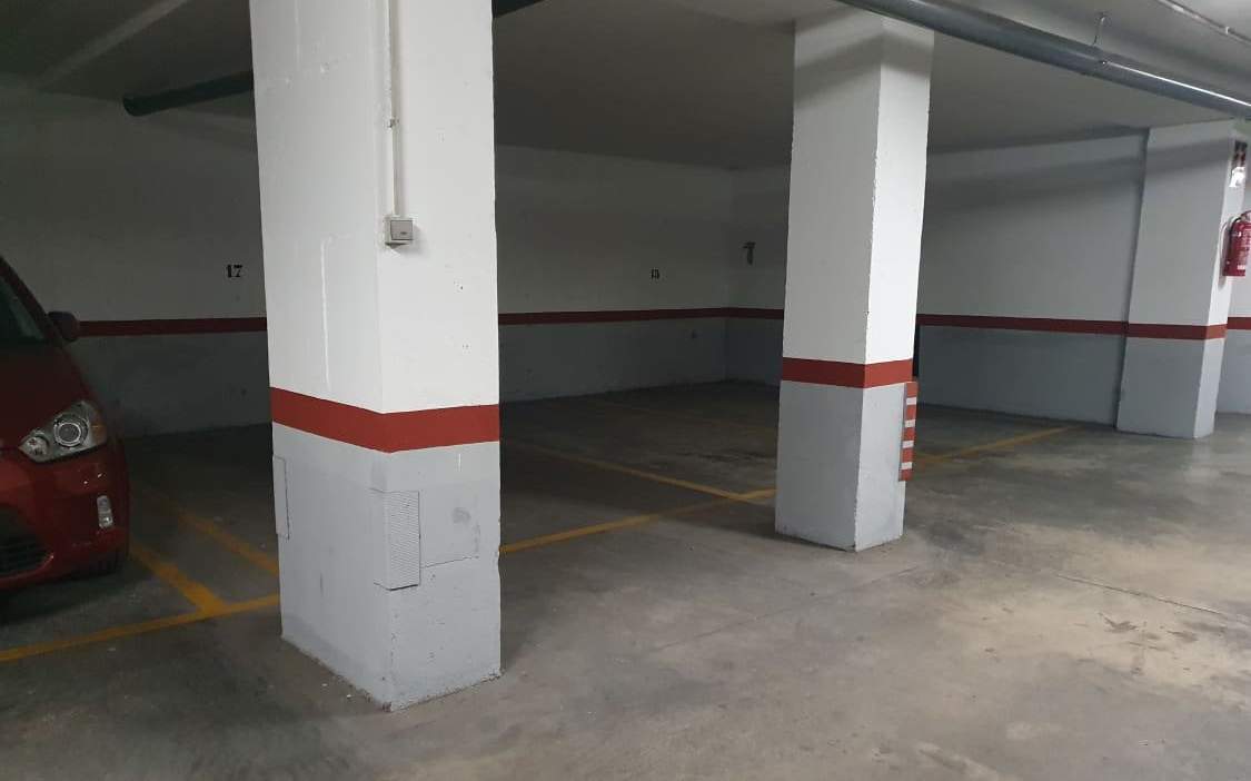 Garaje en venta  en Avenida Alacant Silla Valencia