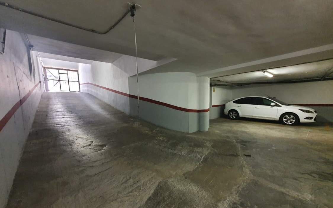 Garaje en venta  en Avenida Alacant Silla Valencia
