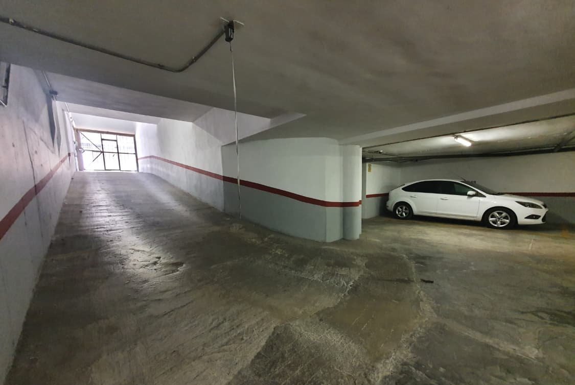 Garaje en venta  en Avenida Alacant Silla Valencia