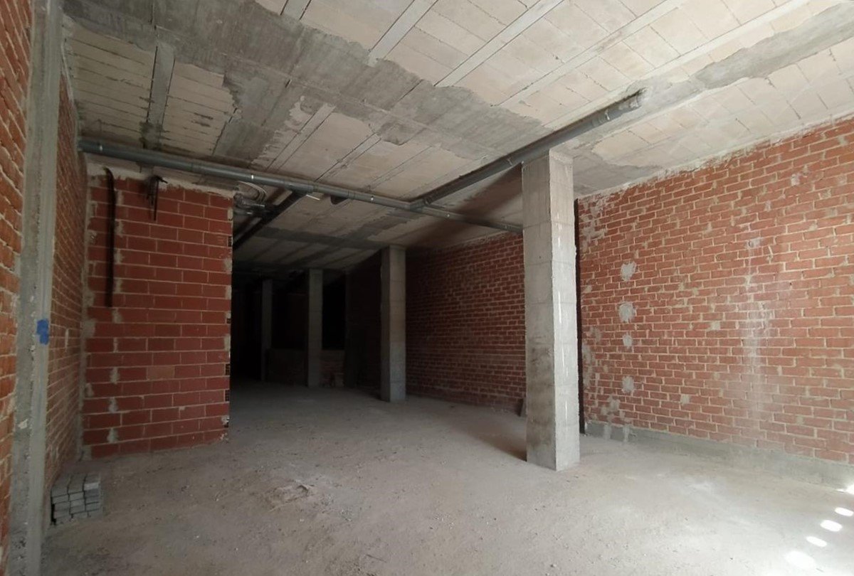 Local comercial en venta en cav reyes espaa en Murcia por 109000 con 177m en condiciones de restauracin