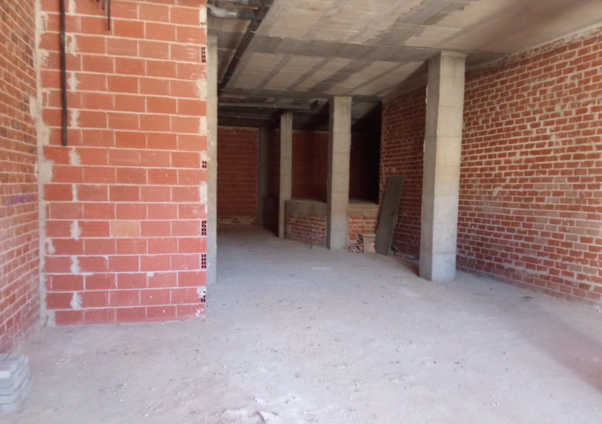 Local comercial en venta en cav reyes espaa en Murcia por 109000 con 177m en condiciones de restauracin