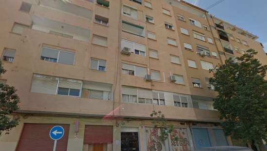 Local comercial en C Doctor Machí - Valencia -