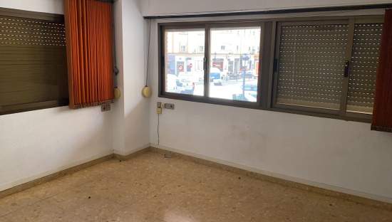 Interior oficina en alquiler en zonaMestalla Valencia