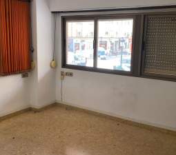 Interior oficina en alquiler en zonaMestalla Valencia