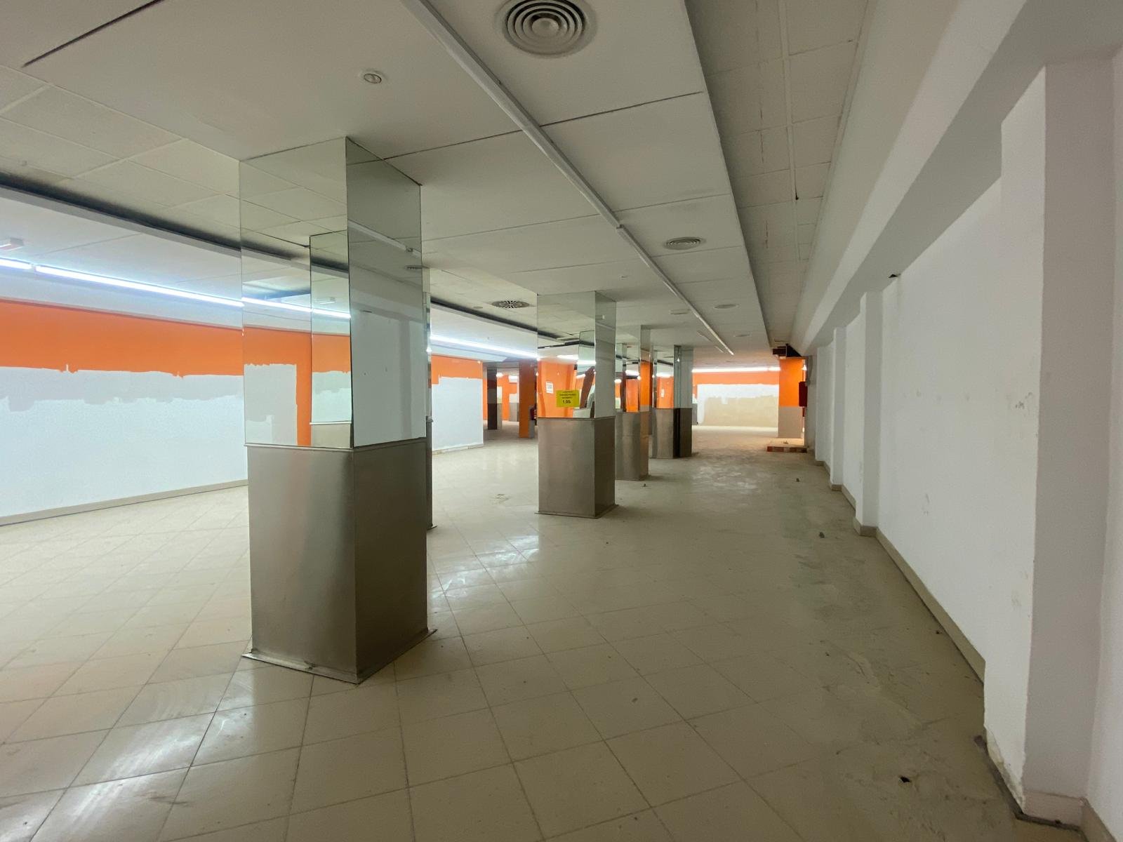 Local en alquiler en Albors, Valencia