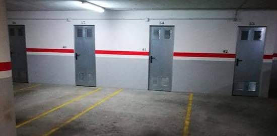 Garaje en venta  en Calle Valencia La Pobla De Vallbona Valencia