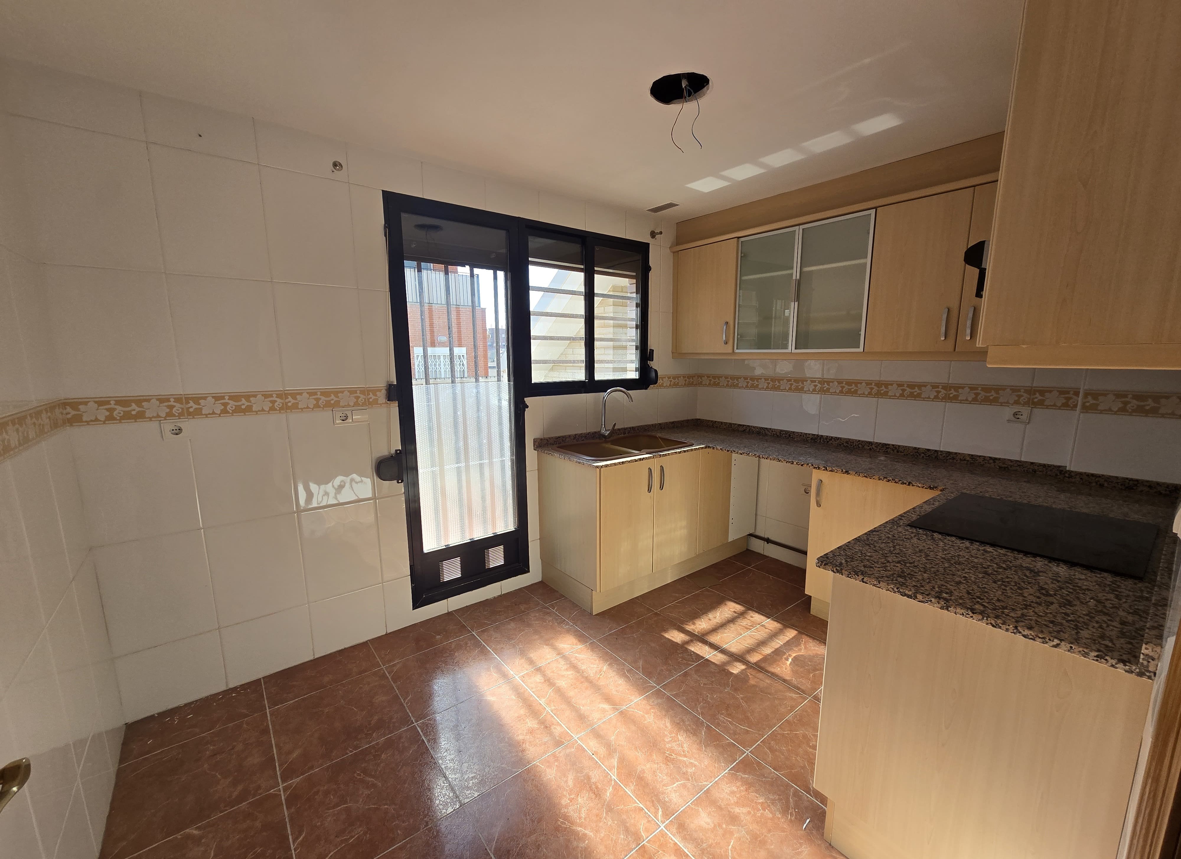 Piso en venta en Chirivella, Valencia
