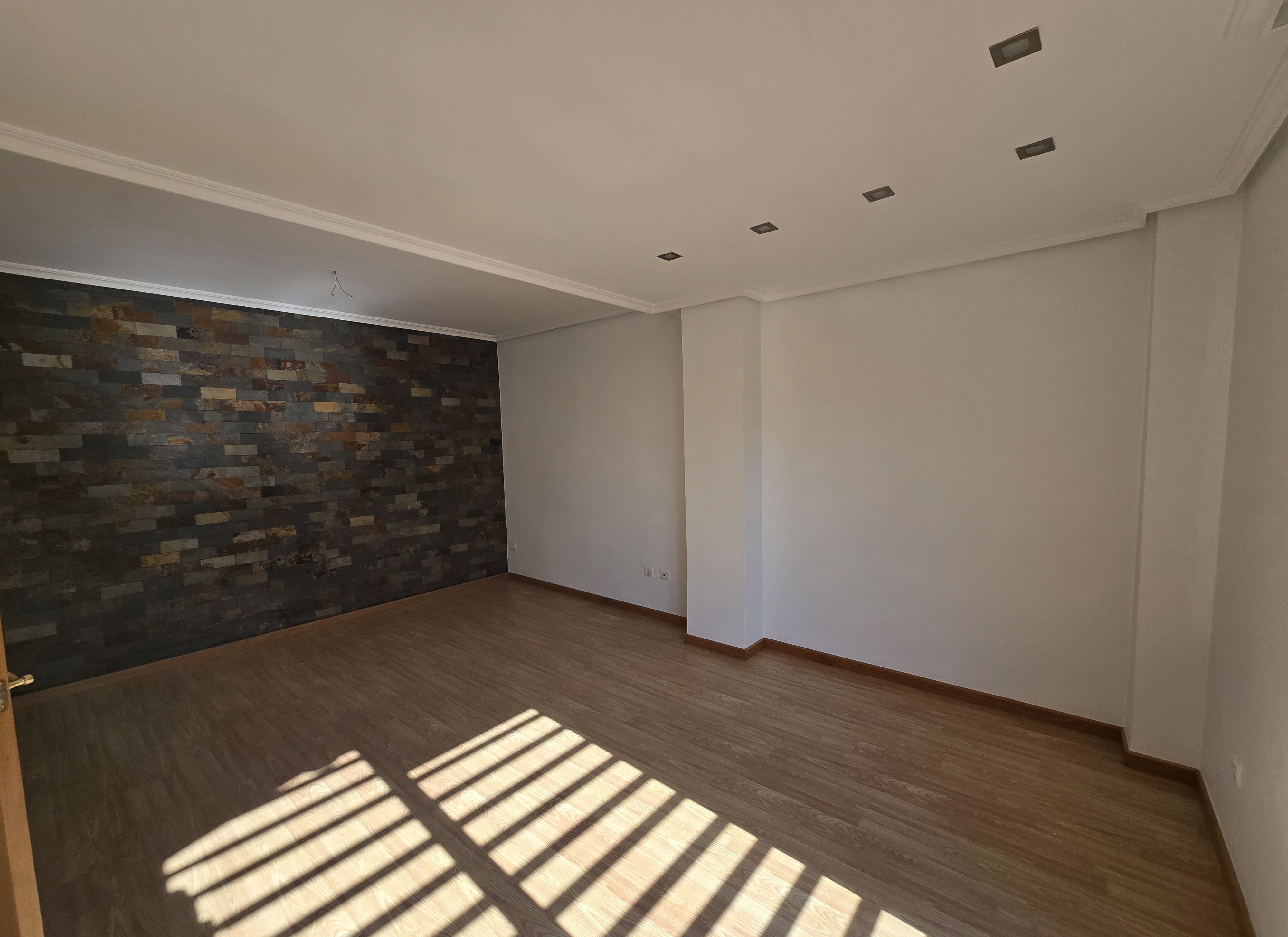 Piso en venta en Chirivella, Valencia