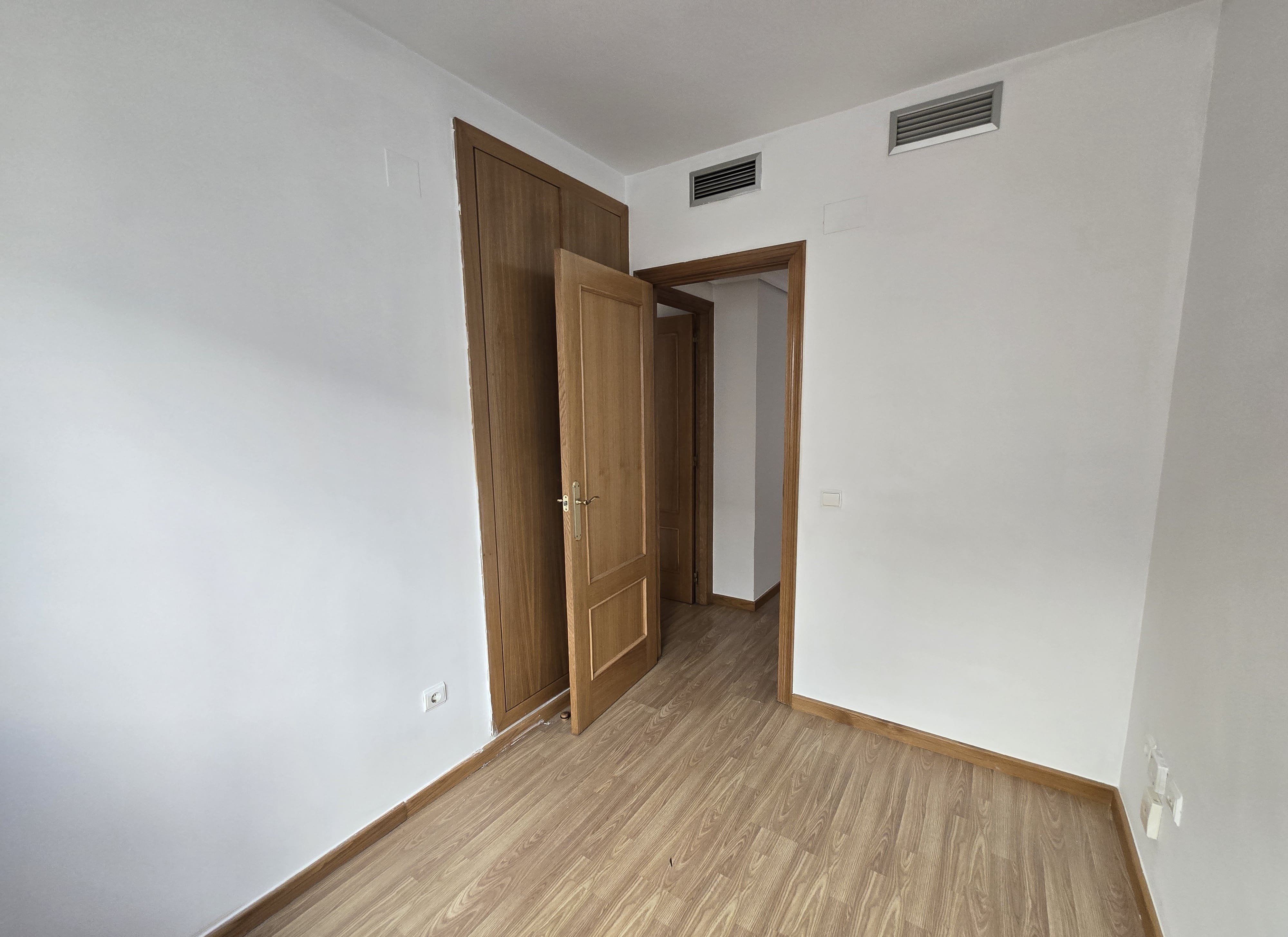 Piso en venta en Chirivella, Valencia
