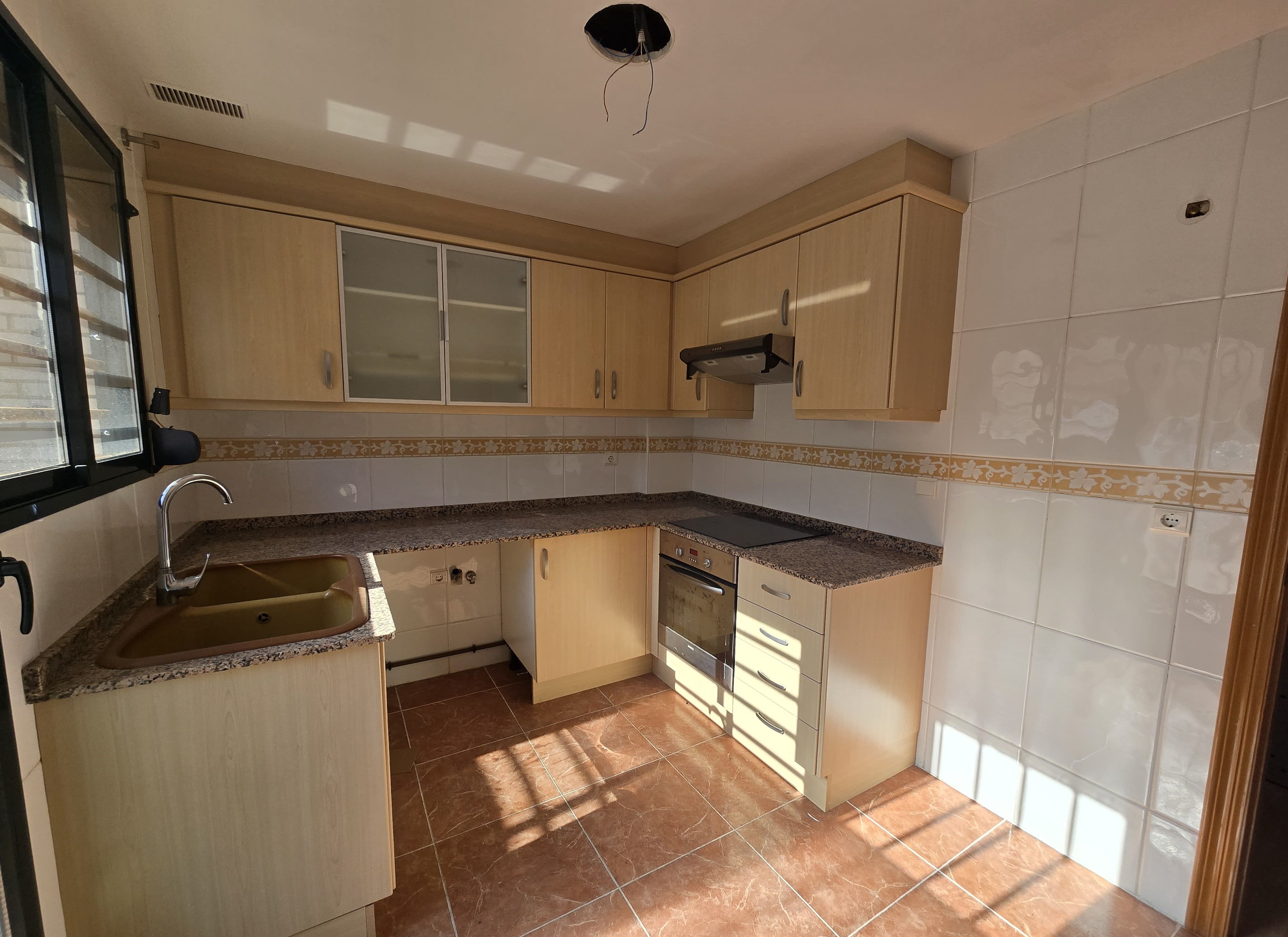 Piso en venta en Chirivella, Valencia