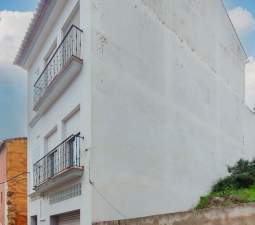 Casa adosada en Alfondeguilla - Castellón -
