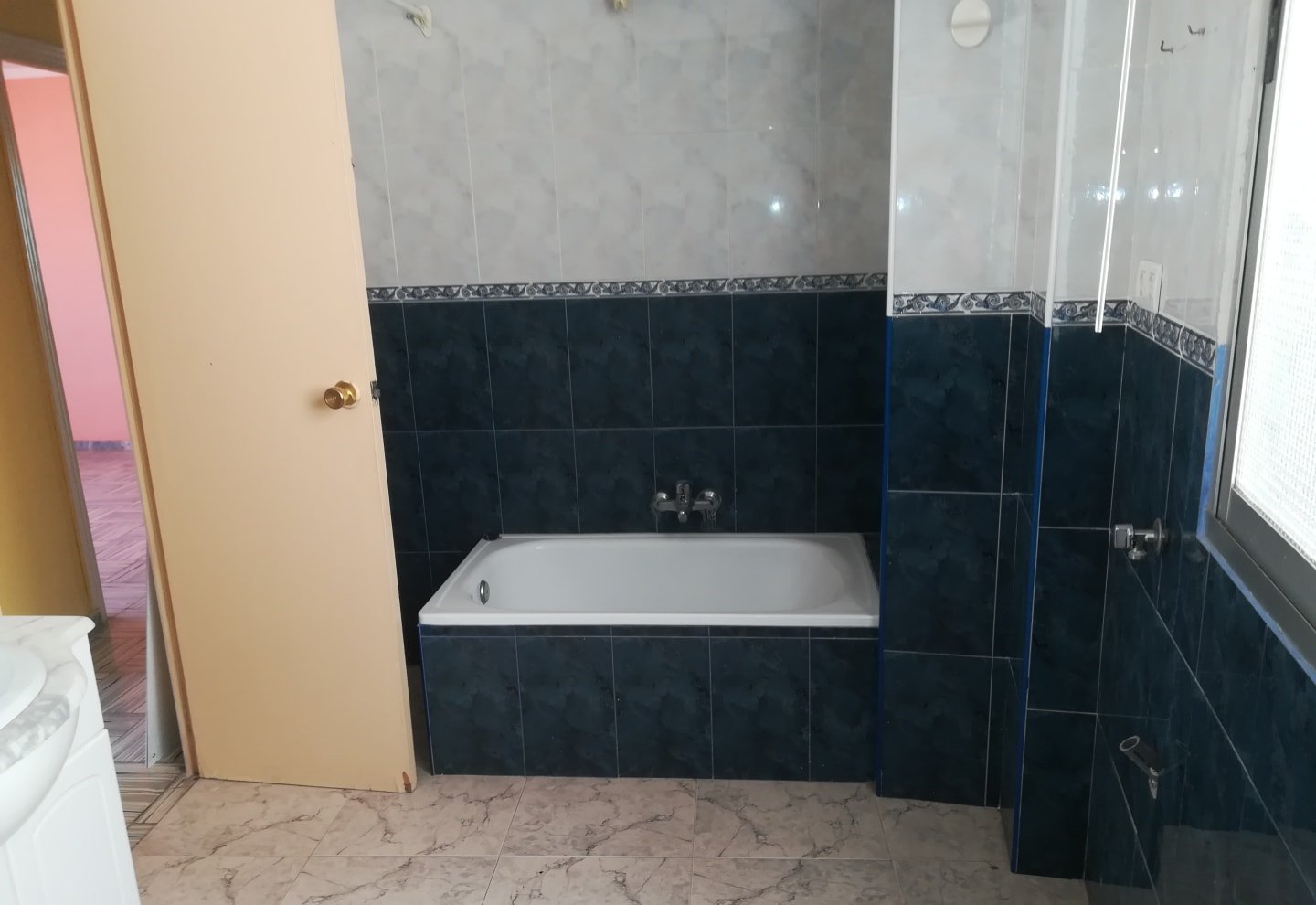 Piso en venta  en Calle Guzman El Bueno Novelda Alicante