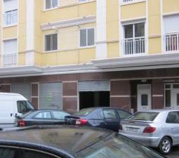 Se vende local comercial en ccapita gaspar ortiz ElcheElx por 192000 con 314m en condiciones de restauracin