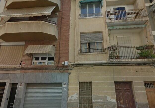 Se vende local comercial en ccapita gaspar ortiz ElcheElx por 192000 con 314m en condiciones de restauracin