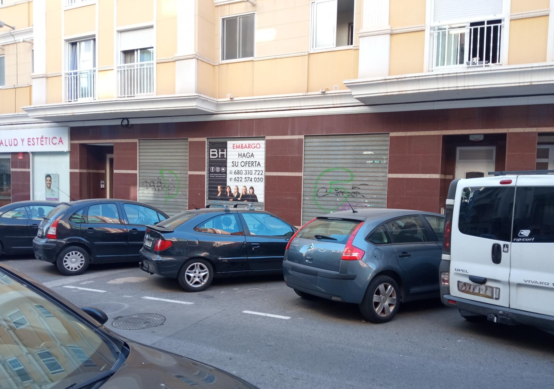 Se vende local comercial en ccapita gaspar ortiz ElcheElx por 192000 con 314m en condiciones de restauracin