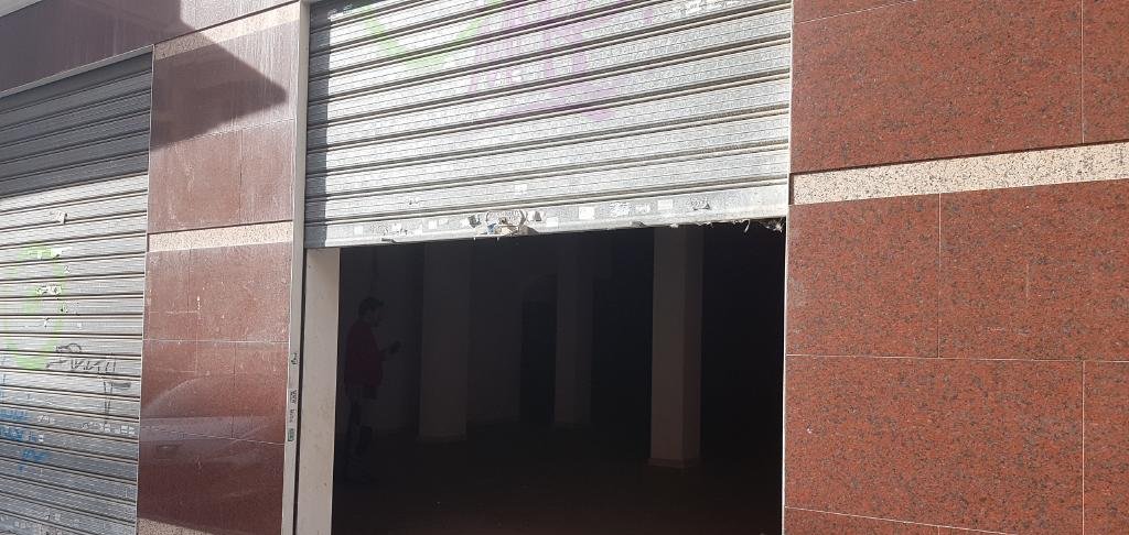 Se vende local comercial en ccapita gaspar ortiz ElcheElx por 192000 con 314m en condiciones de restauracin