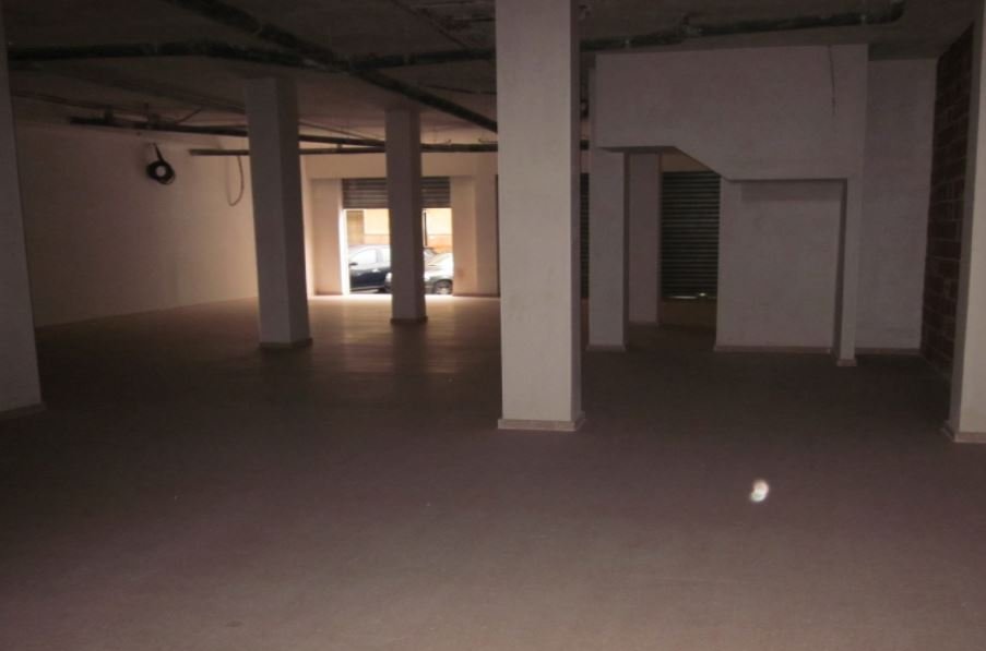 Se vende local comercial en ccapita gaspar ortiz ElcheElx por 192000 con 314m en condiciones de restauracin