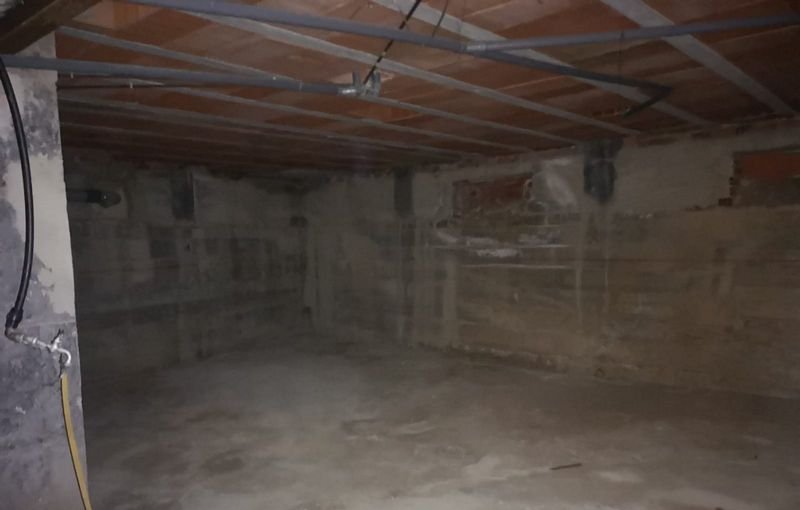 Descubre local comercial en calle maetro quislant Santa Pola por 68000 de 265m