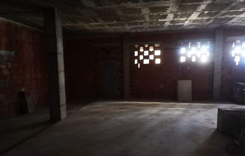 Se oferta local comercial en cramon y cajal 1 Villena por 378000 de 485m en condiciones de restauracin