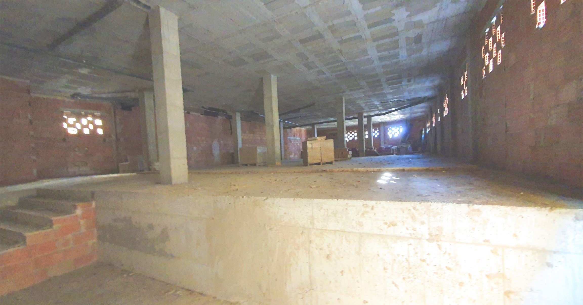 Se oferta local comercial en cramon y cajal 1 Villena por 378000 de 485m en condiciones de restauracin