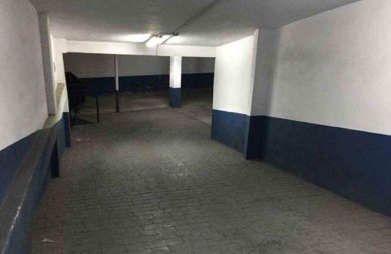 Garaje en venta en Calle Doctor Bernat Chiva Valencia