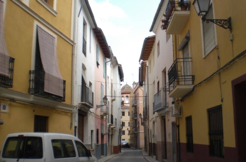 Piso en venta  en Calle Portal De Valencia Xtiva Valencia