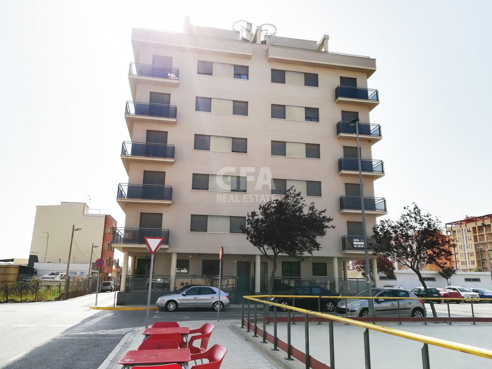 Garaje en venta en Sagunto, Valencia