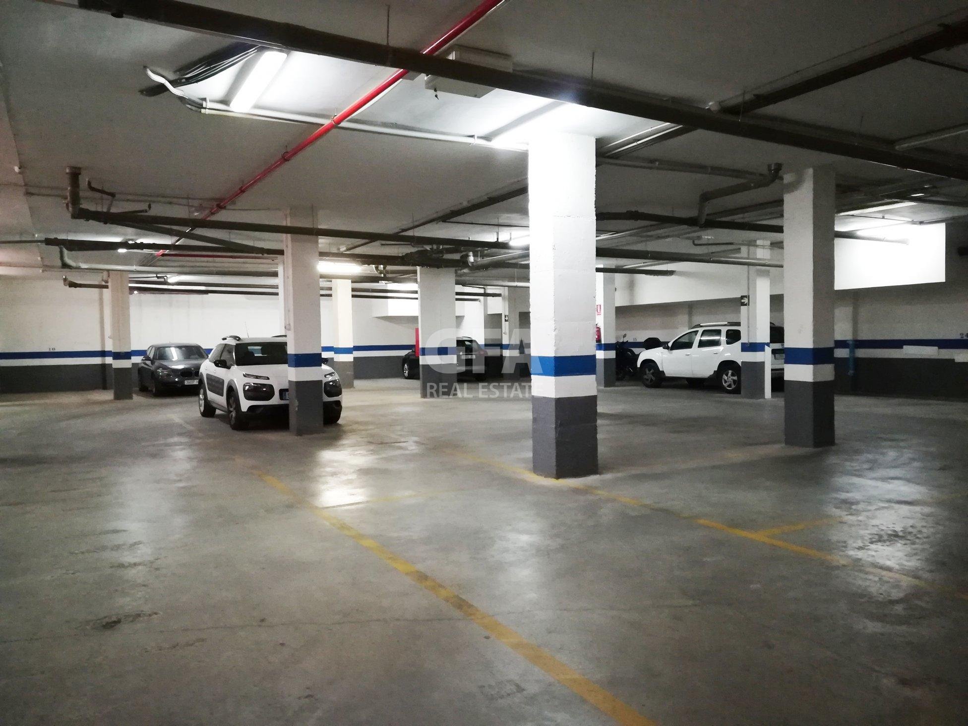 Garaje en venta en Sagunto, Valencia