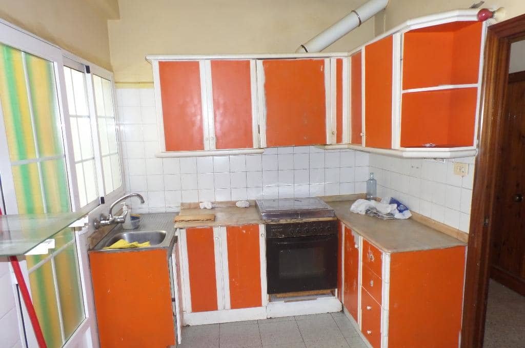 Piso en venta  en Calle Hospital Yecla Murcia