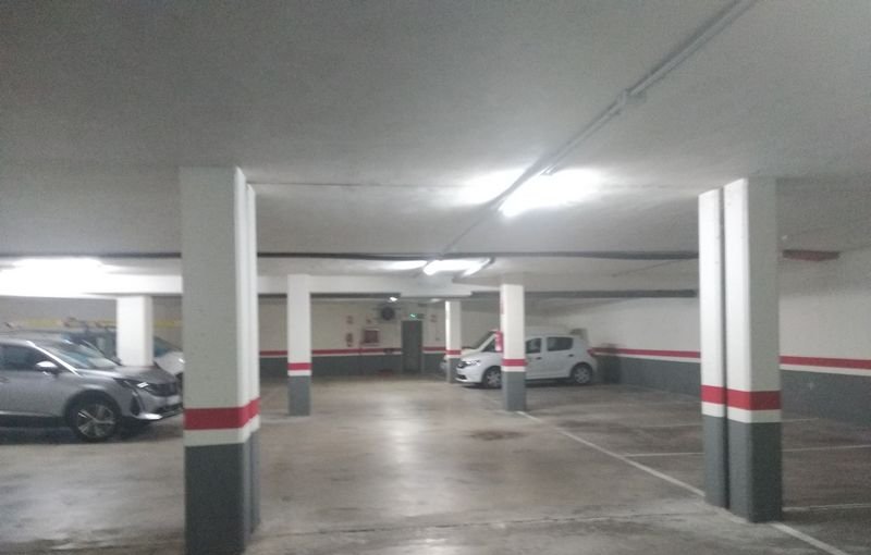 Garaje en venta por 7400 con 28m en planta -2 en calle juan pablo ii ed work centre Castelln de la PlanaCastell de la Plana