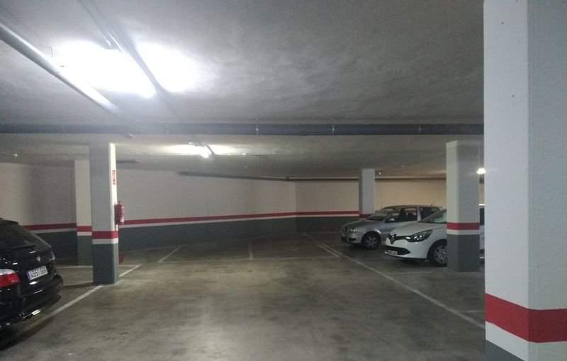 Garaje en venta por 7400 con 28m en planta -2 en calle juan pablo ii ed work centre Castelln de la PlanaCastell de la Plana