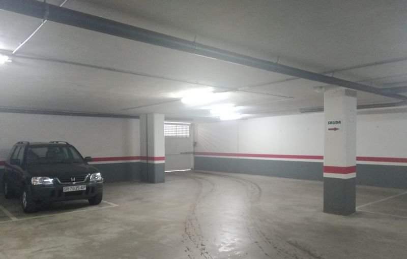 Garaje en venta por 7400 con 28m en planta -2 en calle juan pablo ii ed work centre Castelln de la PlanaCastell de la Plana