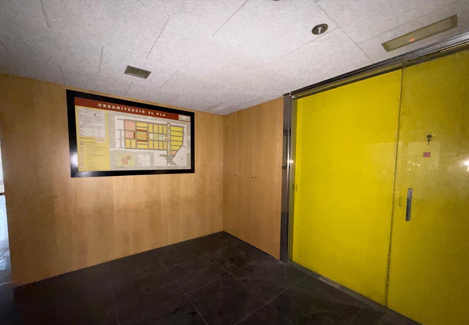 Local en venta en Algemesí, Valencia