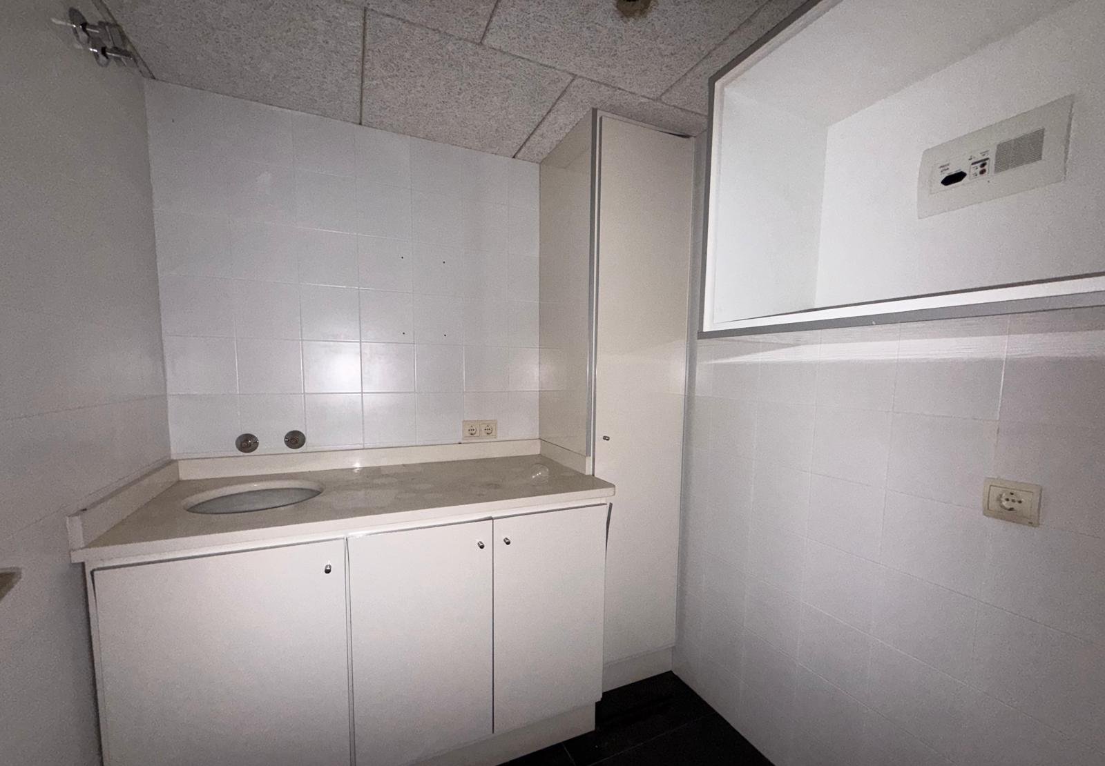 Local en venta en Algemesí, Valencia