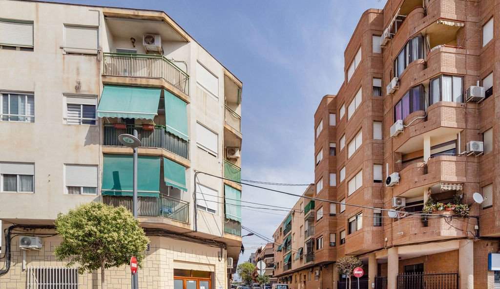 Urbano Solar en venta  en Calle Joaquin Blume San Vicente Del Raspeig Alicante