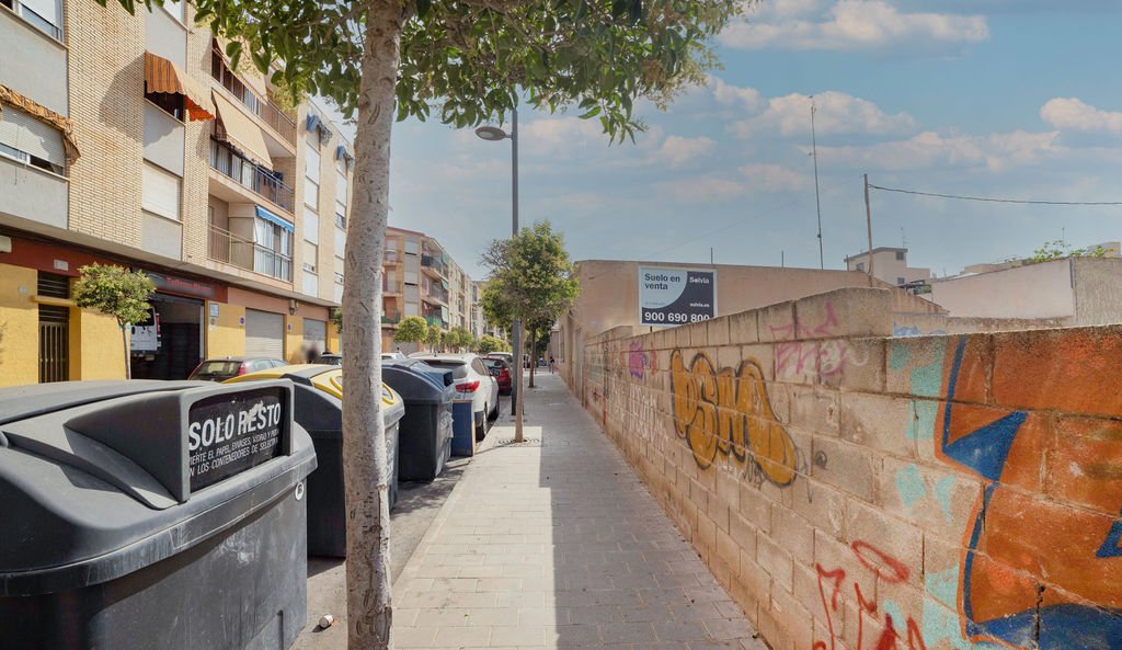 Urbano Solar en venta  en Calle Joaquin Blume San Vicente Del Raspeig Alicante