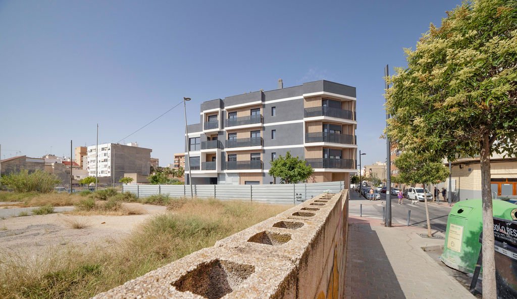 Urbano Solar en venta  en Calle Joaquin Blume San Vicente Del Raspeig Alicante