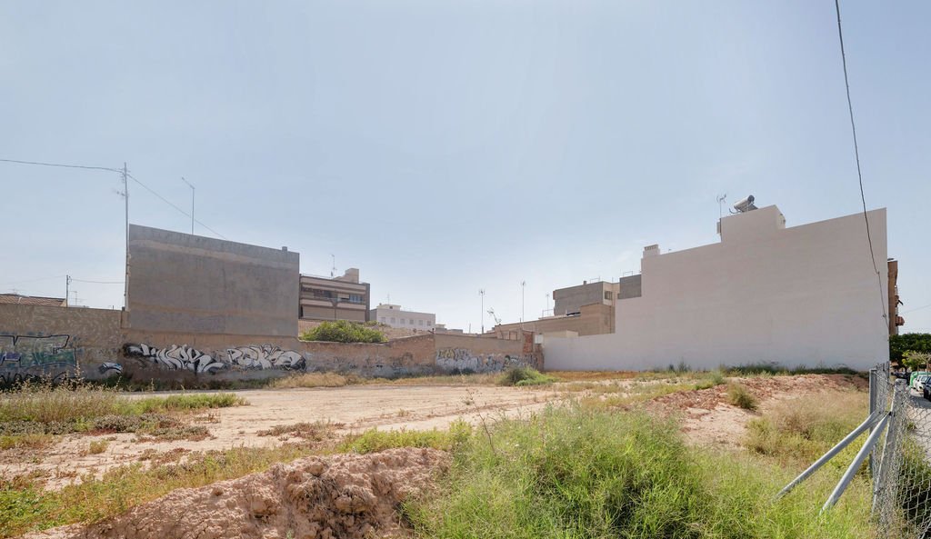 Urbano Solar en venta  en Calle Joaquin Blume San Vicente Del Raspeig Alicante