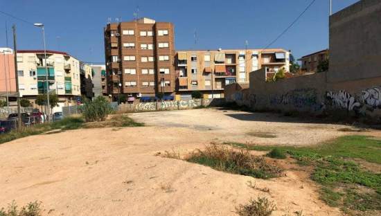 Urbano Solar en venta  en Calle Joaquin Blume San Vicente Del Raspeig Alicante