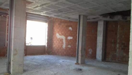 Local Comercial en venta  en Calle Francisco De Quevedo Elda Alicante
