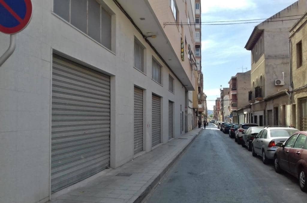 Local Comercial en venta  en Calle Francisco De Quevedo Elda Alicante