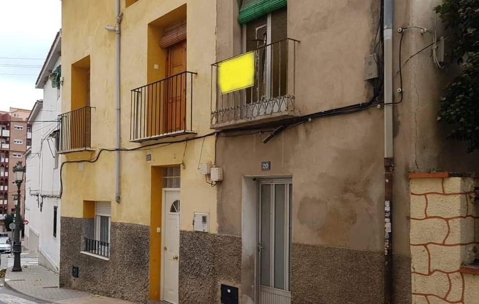 Unifamiliar Adosada en venta  en Calle Virgen De La Salud Onil Alicante