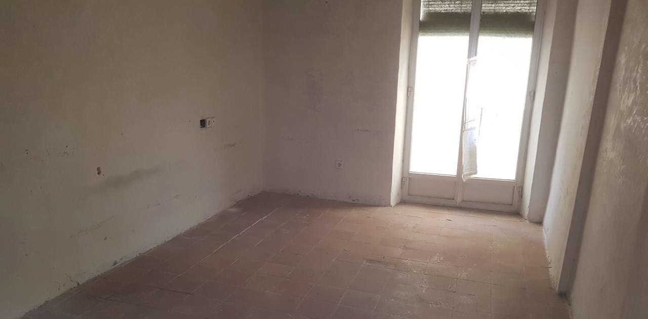 Unifamiliar Adosada en venta  en Calle Virgen De La Salud Onil Alicante