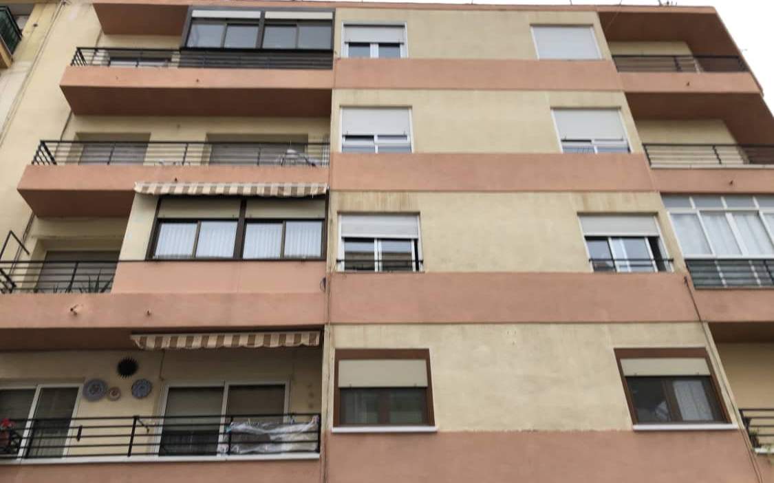 Piso en venta  en Calle Juan De La Cierva Elda Alicante