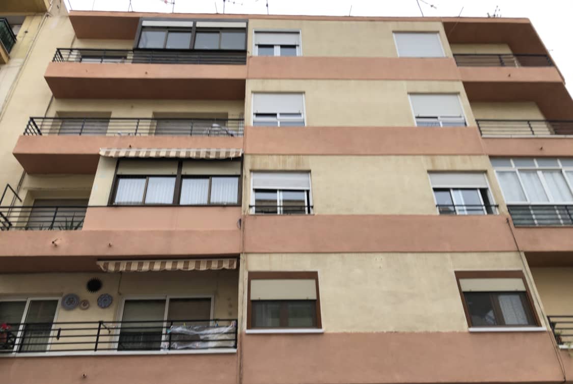 Piso en venta  en Calle Juan De La Cierva Elda Alicante